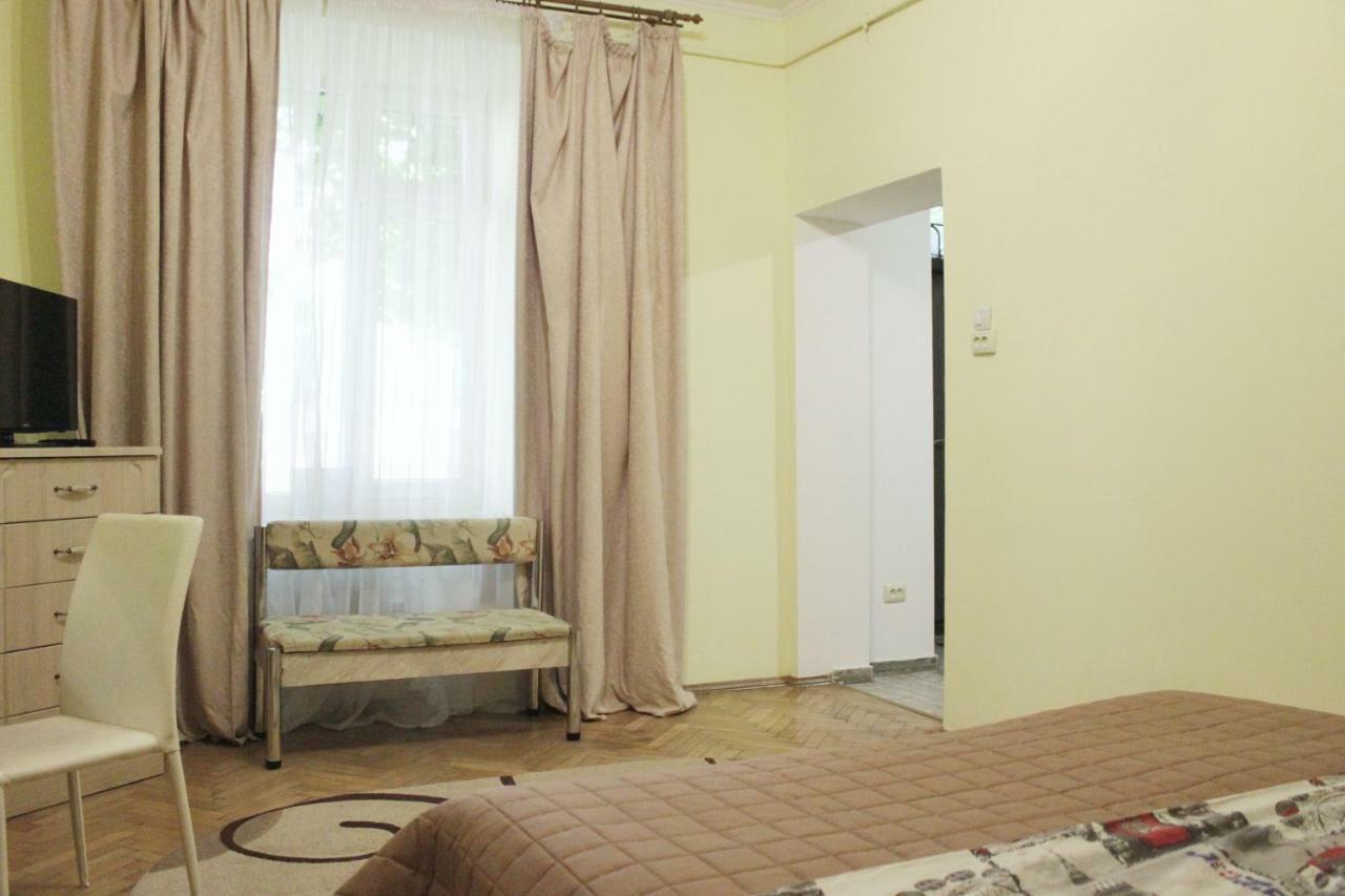 Квартира По Вул.Огієнка 13/5 Lviv Exterior photo